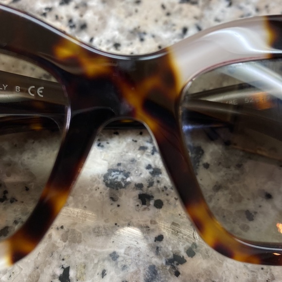 Authentic Valentino unique tortoise shell sunglasses - Picture 3 of 13
